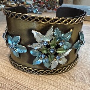Costume floral cuff bracelet, bronze tone